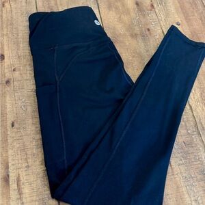 Black Workout Leggings with Side Pockets